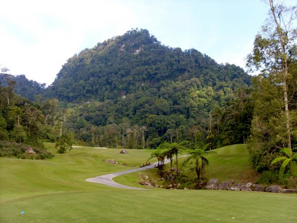  Bukit Penrissen di Kalimantan Barat.